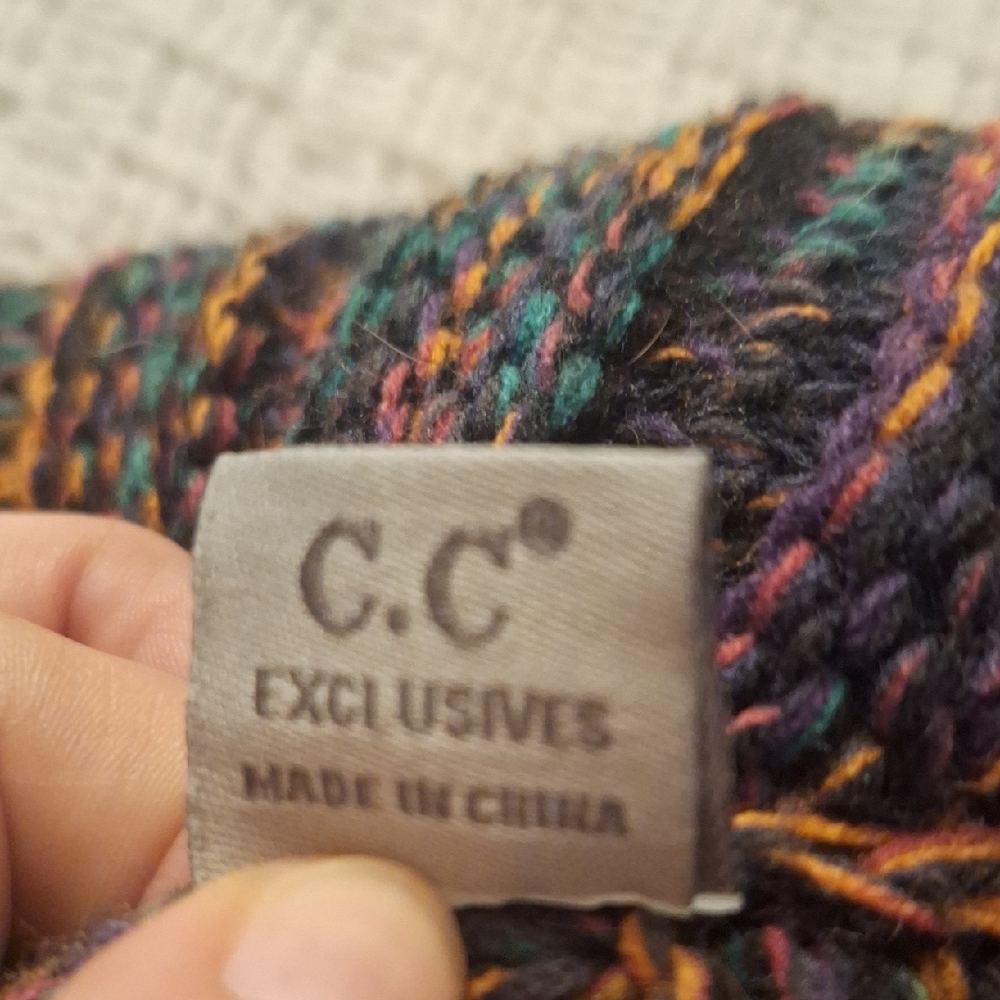 C.C Colorful Knit Beanie with Pom-Pom for Kids - Picture 4 of 5